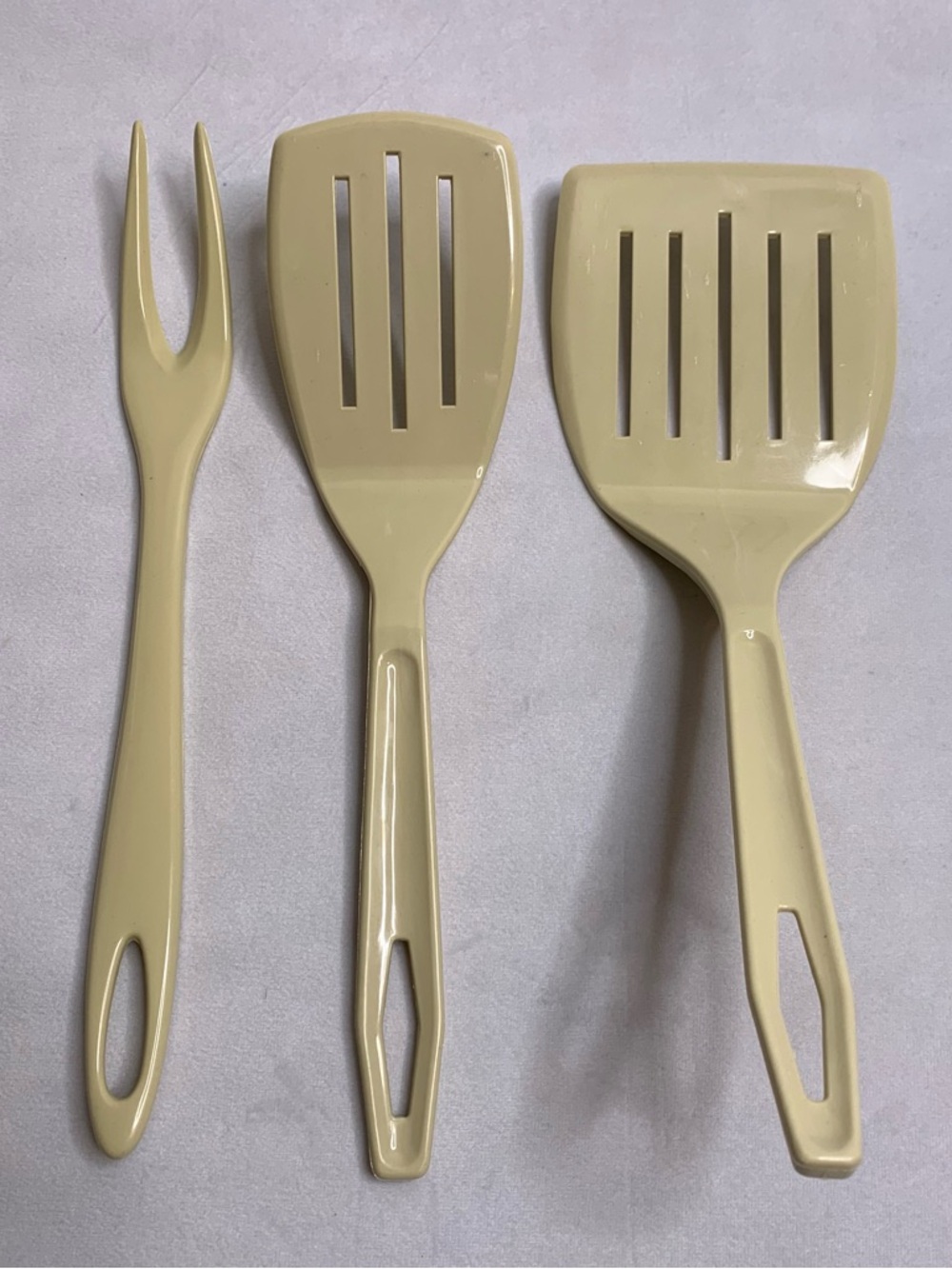 3 pc Vintage King Kraft Nylon Plastic Kitchen Utensils Cooking Spatula Beige Lot
